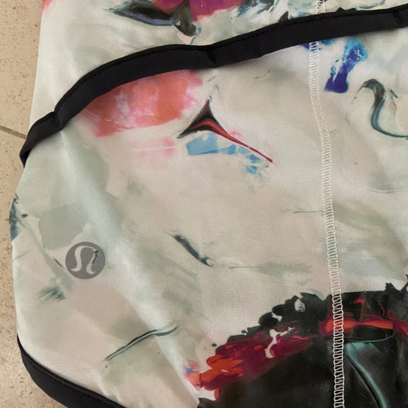 🥳HP🥳Lululemon Pigment Multi/Black Shorts Pink Black - Picture 7 of 13